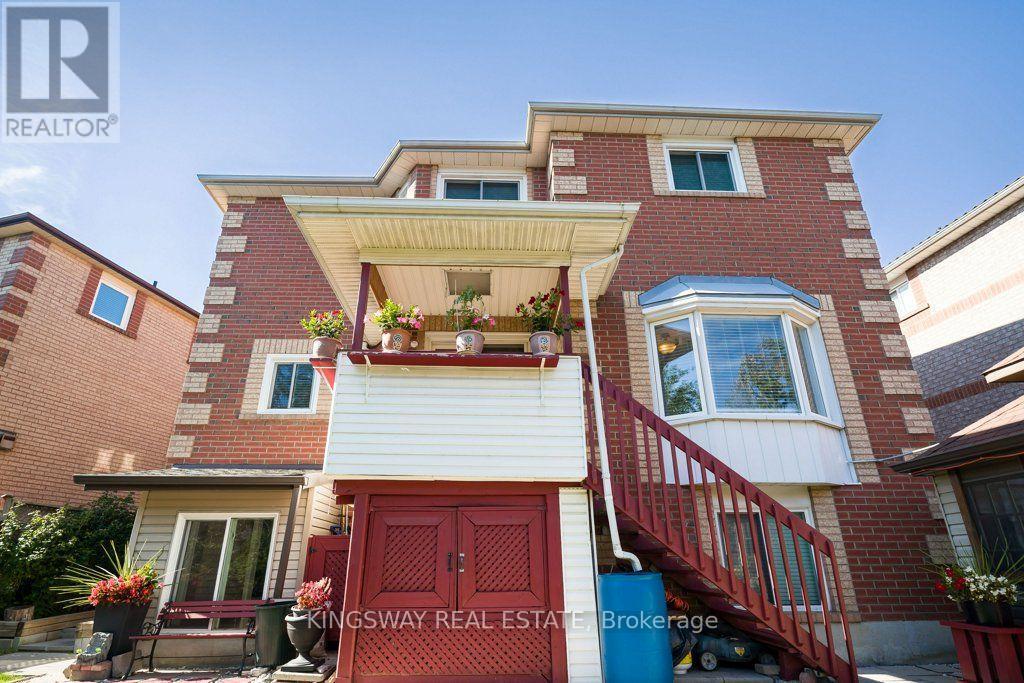 501 Ashprior Avenue, Mississauga, ON