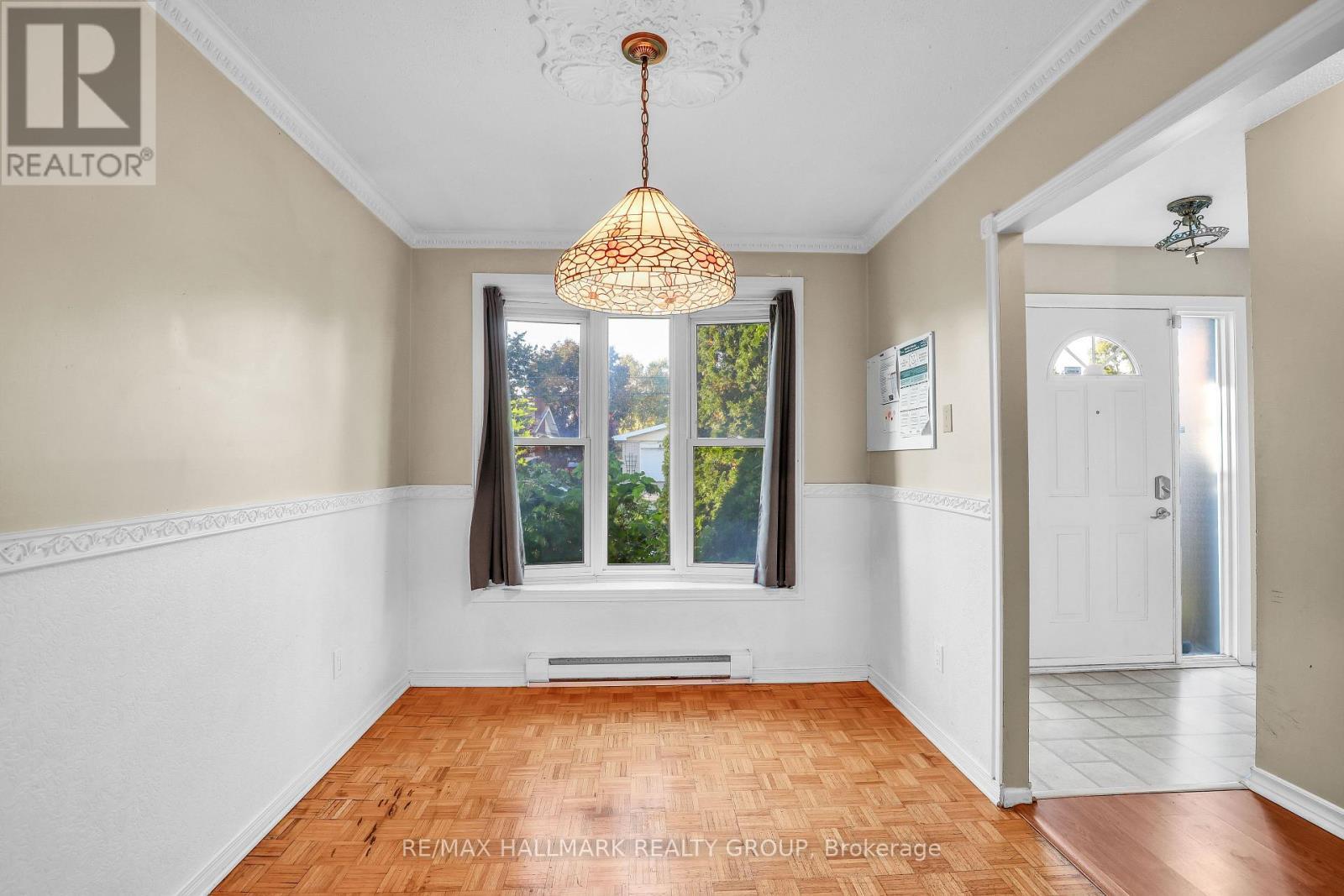 924 Dynes Road, Ottawa, ON