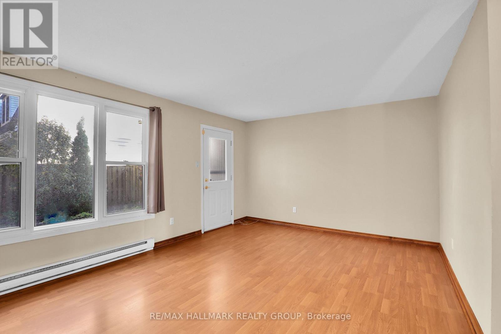924 Dynes Road, Ottawa, ON
