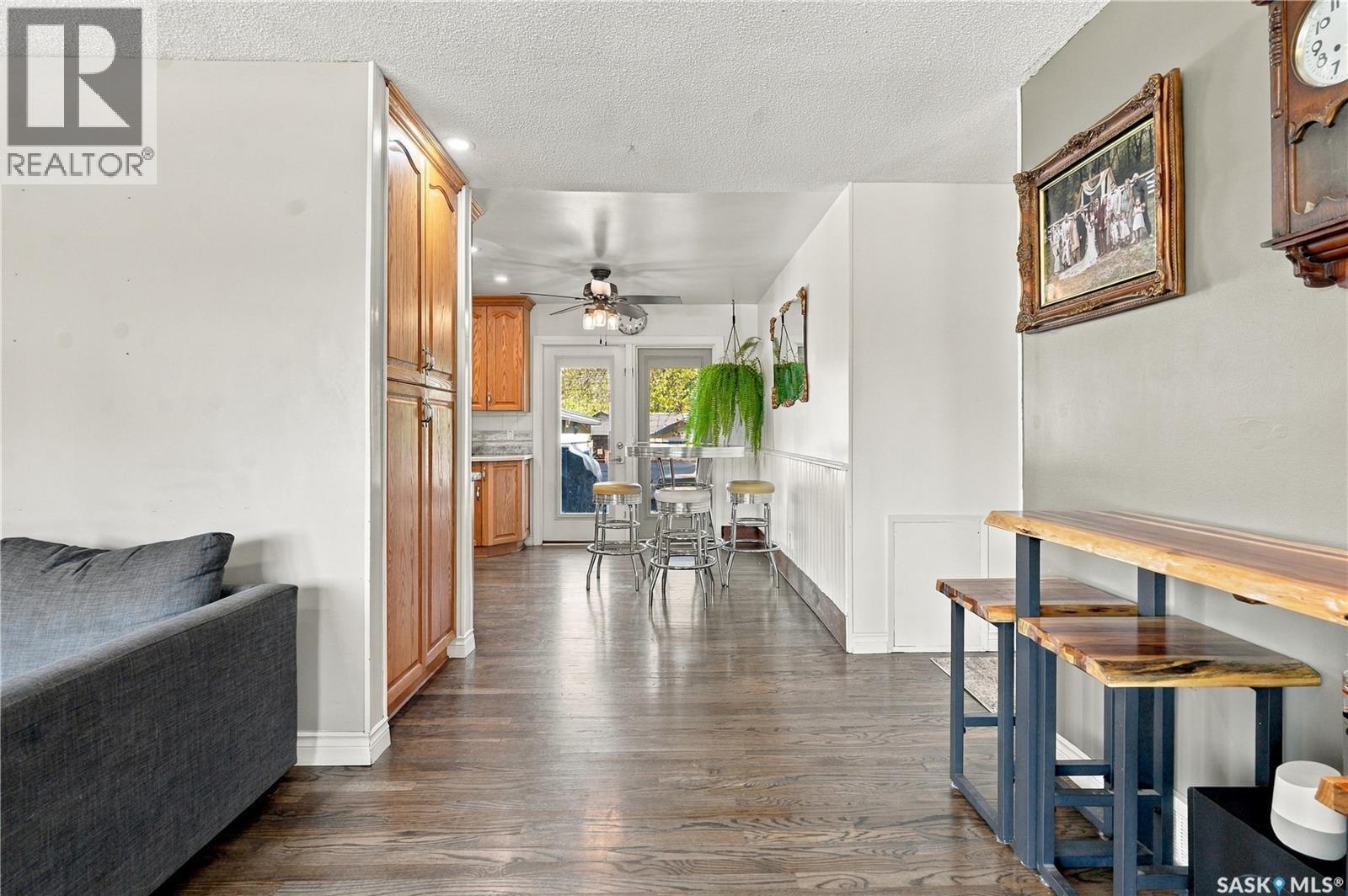 158 Smallwood Crescent, Saskatoon, SK