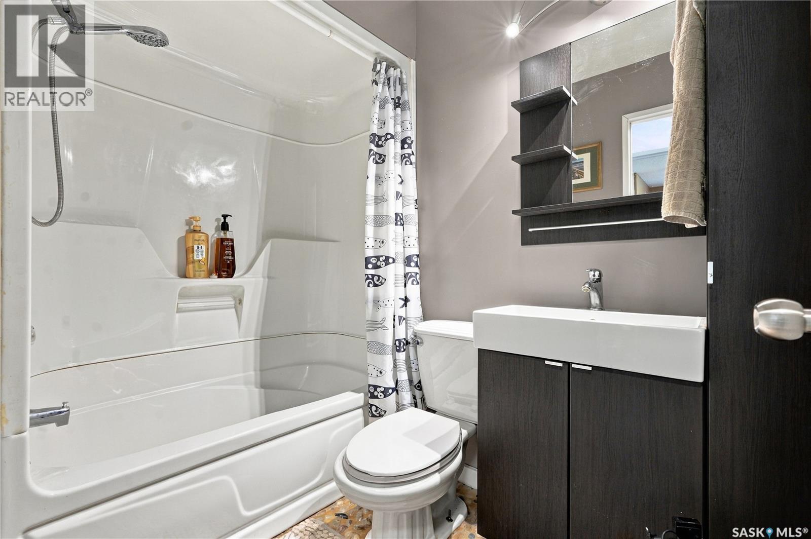 158 Smallwood Crescent, Saskatoon, SK