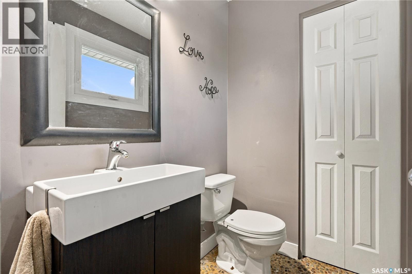 158 Smallwood Crescent, Saskatoon, SK