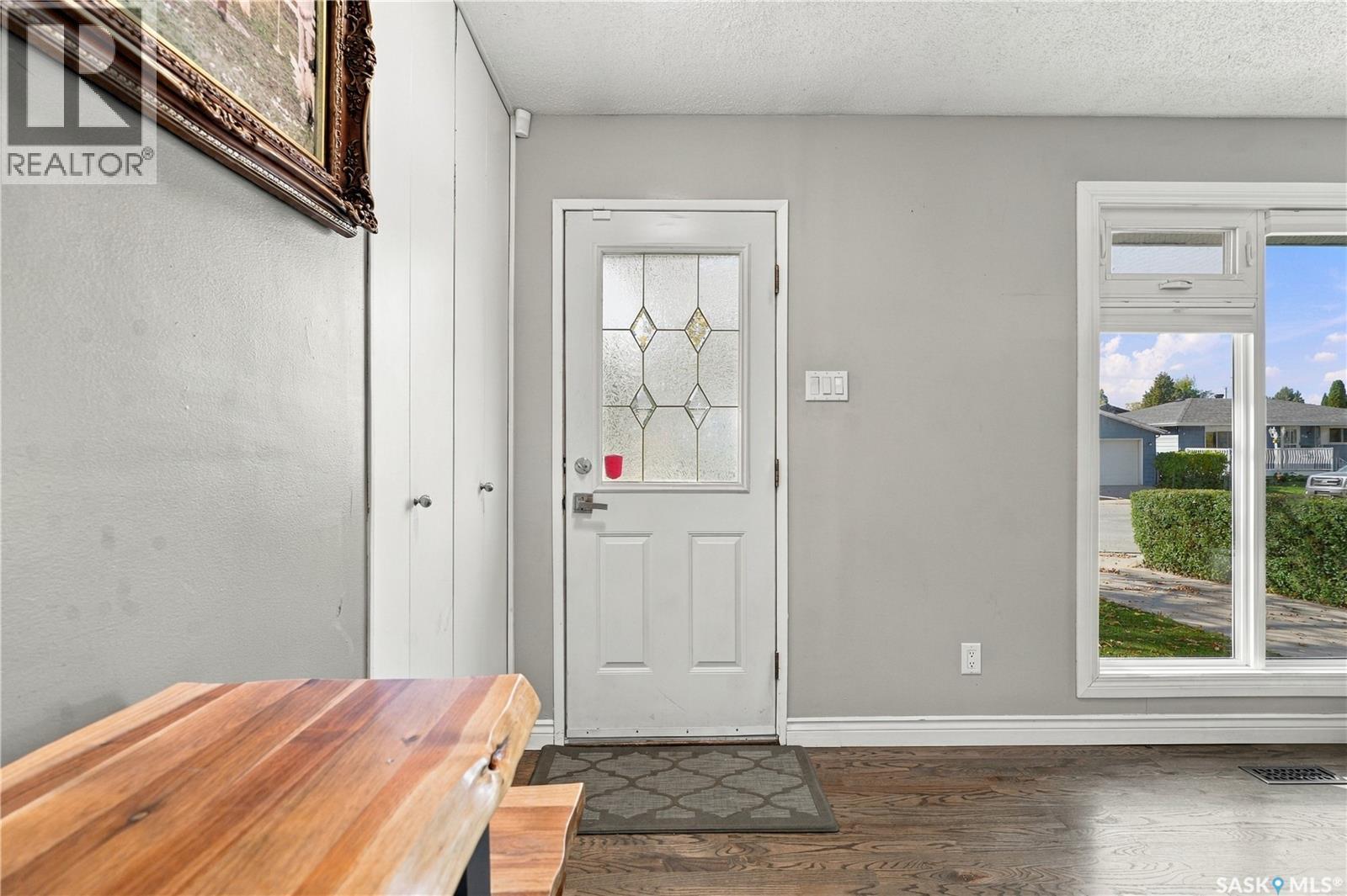 158 Smallwood Crescent, Saskatoon, SK