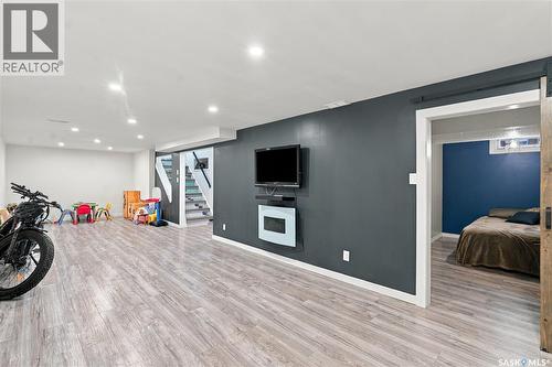 158 Smallwood Crescent, Saskatoon, SK 