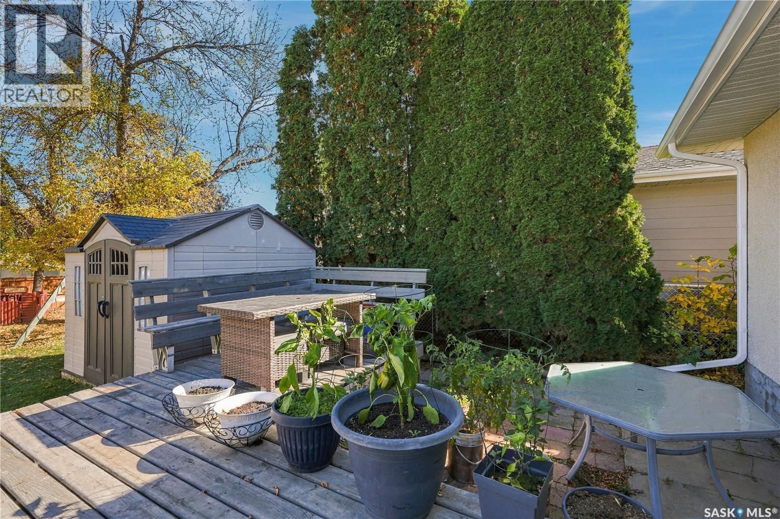 158 Smallwood Crescent, Saskatoon, SK