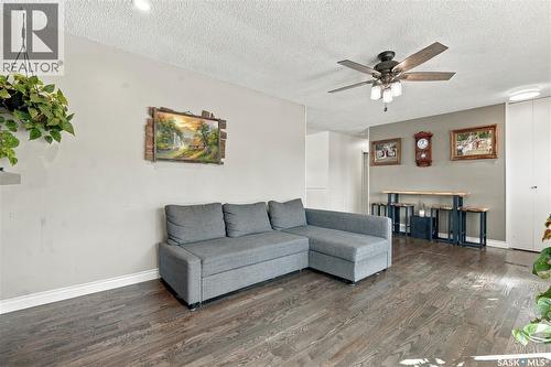 158 Smallwood Crescent, Saskatoon, SK 