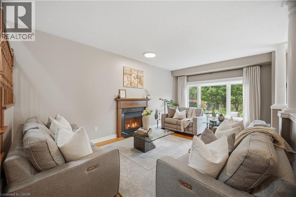 84 Meadowbank Drive, Hamilton, ON