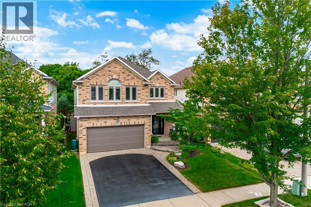 84 Meadowbank Drive, Hamilton, ON
