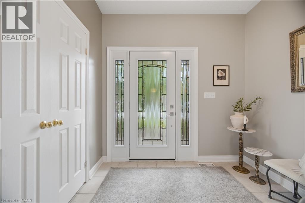 84 Meadowbank Drive, Hamilton, ON