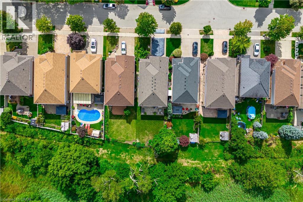 84 Meadowbank Drive, Hamilton, ON