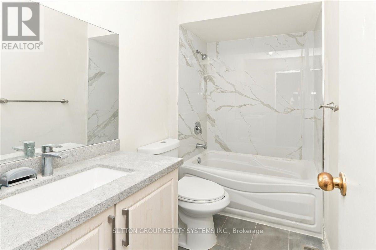 4118 Teakwood Drive, Mississauga, ON