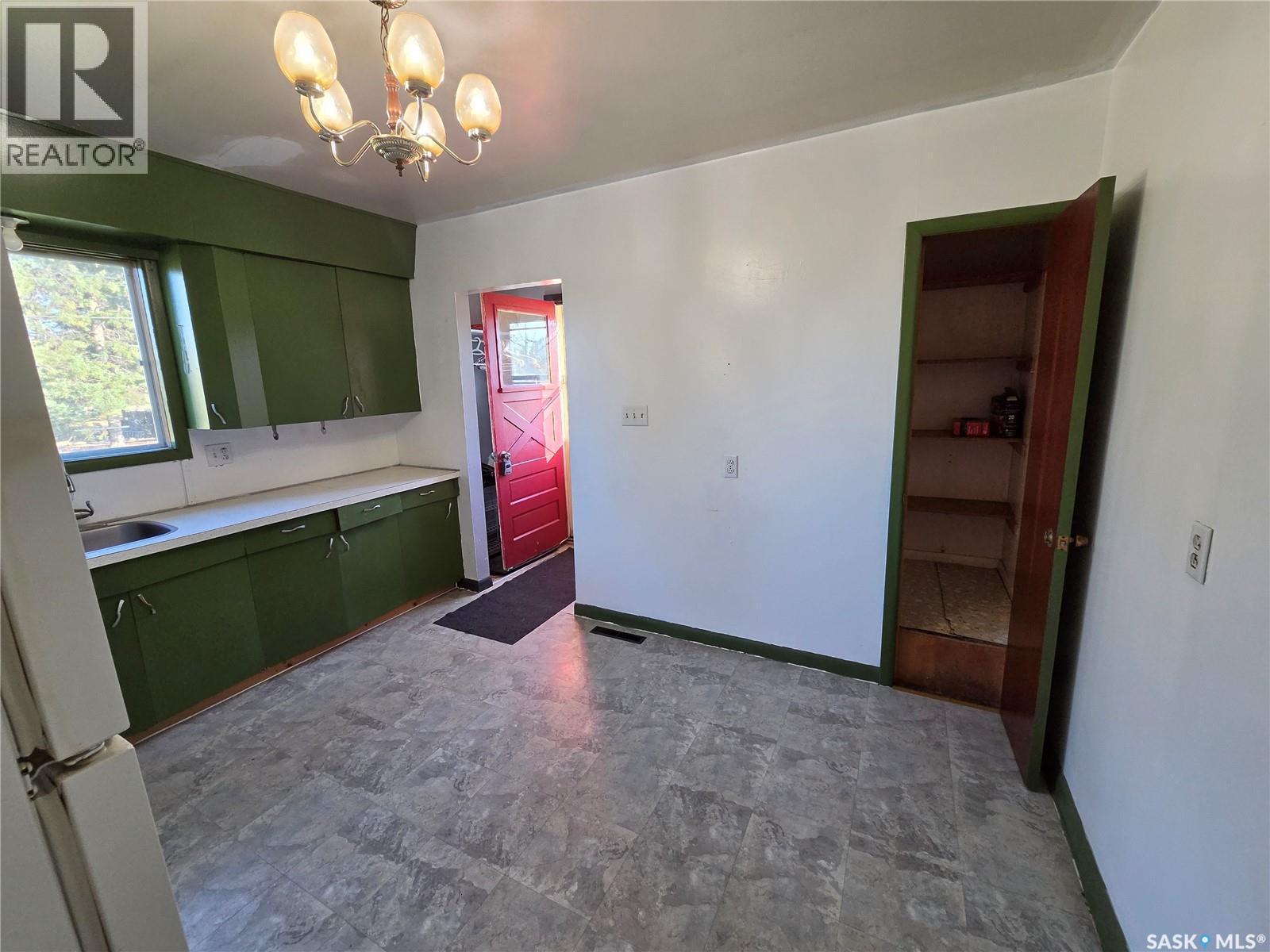 116 First Street E, Pelly, SK