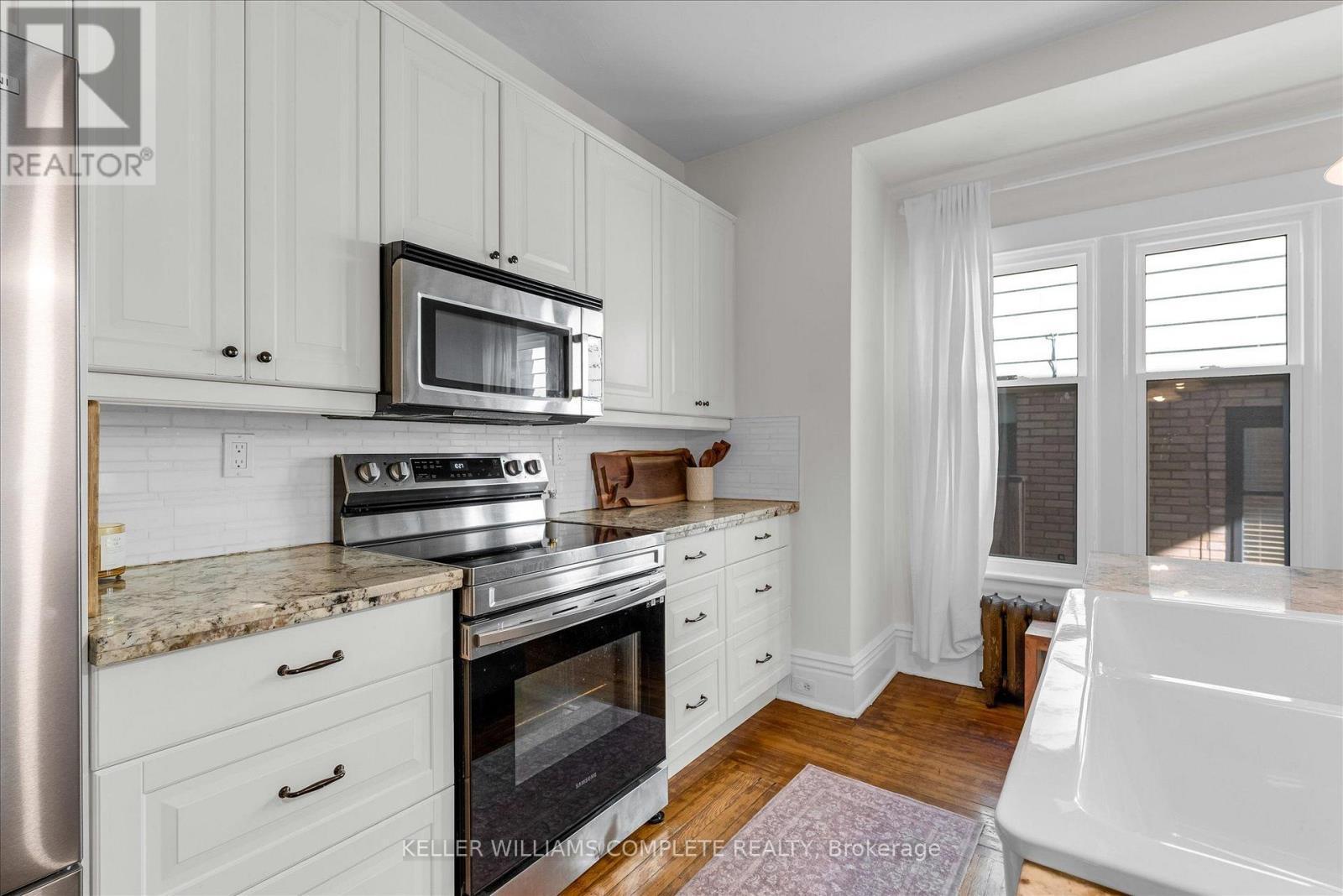 52 Fairmount Avenue, Hamilton, ON