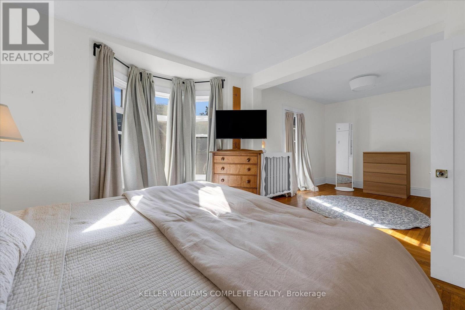 52 Fairmount Avenue, Hamilton, ON
