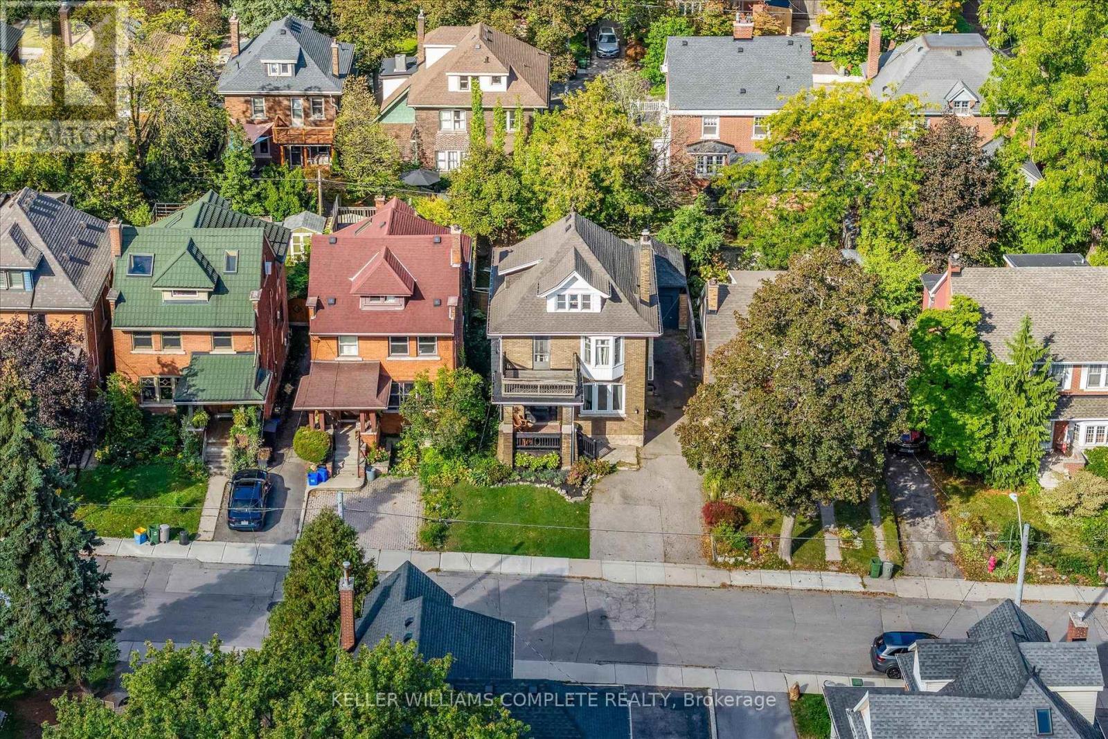 52 Fairmount Avenue, Hamilton, ON