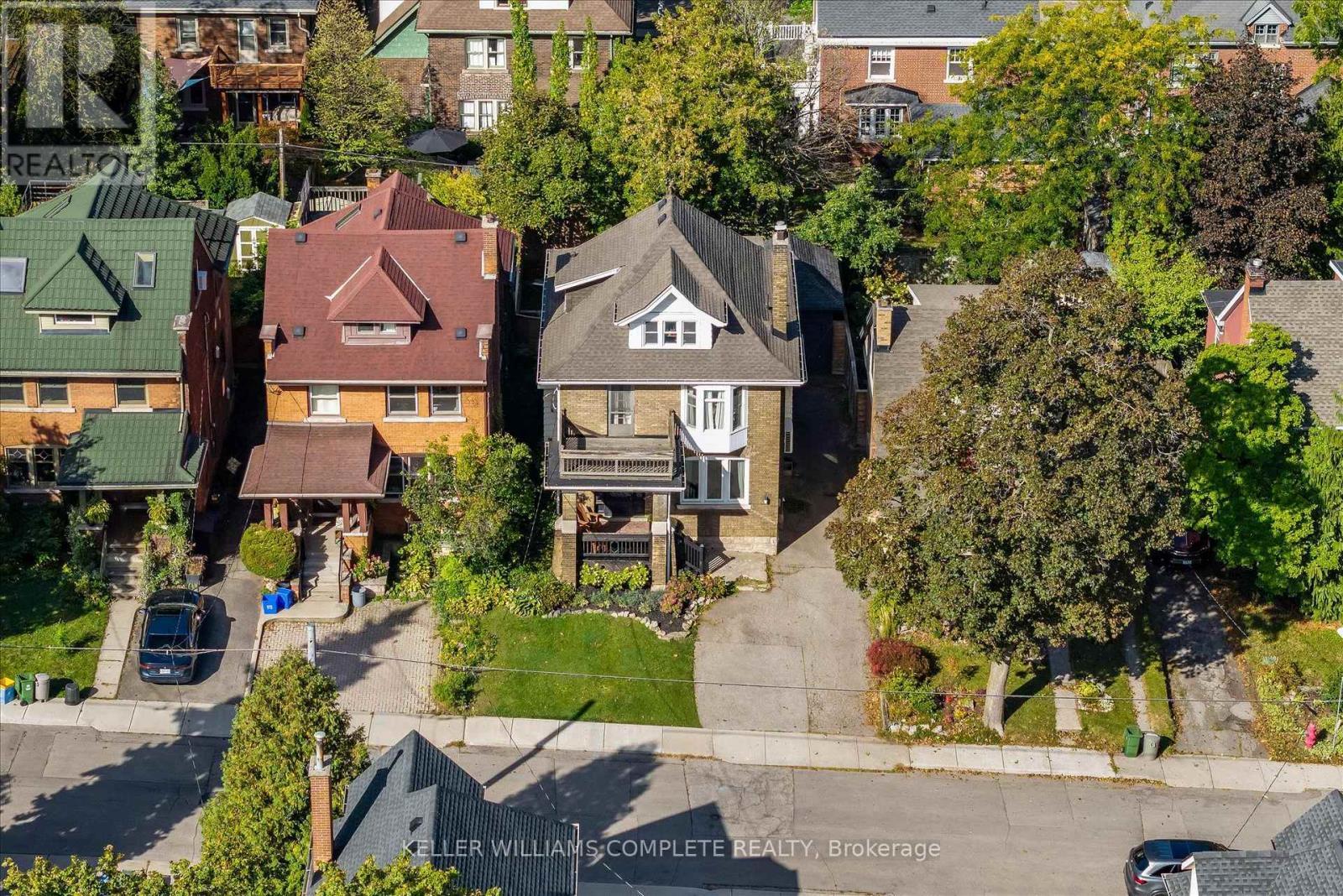 52 Fairmount Avenue, Hamilton, ON