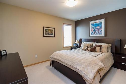 58 Odessa Cove, Winnipeg, MB 