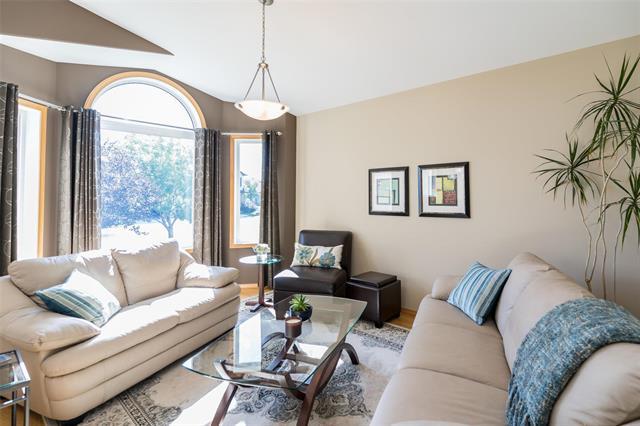 58 Odessa Cove, Winnipeg, MB