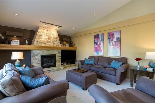 58 Odessa Cove, Winnipeg, MB 
