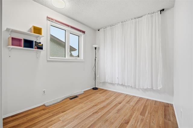 281 Arthur Wright Cr, Winnipeg, MB