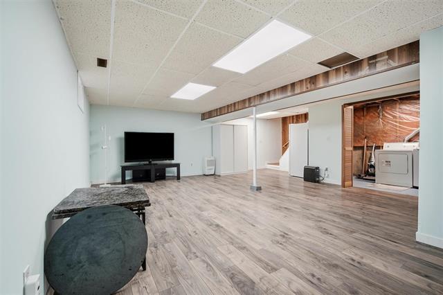 281 Arthur Wright Cr, Winnipeg, MB