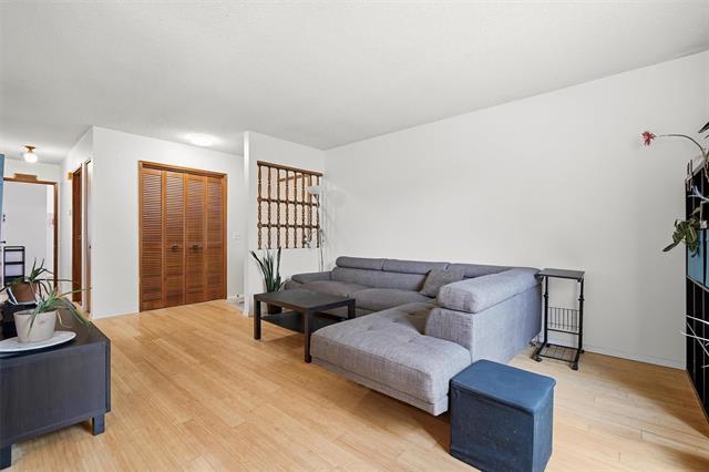 281 Arthur Wright Cr, Winnipeg, MB