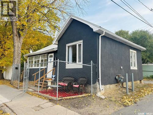 1235 12Th Avenue, Regina, SK 