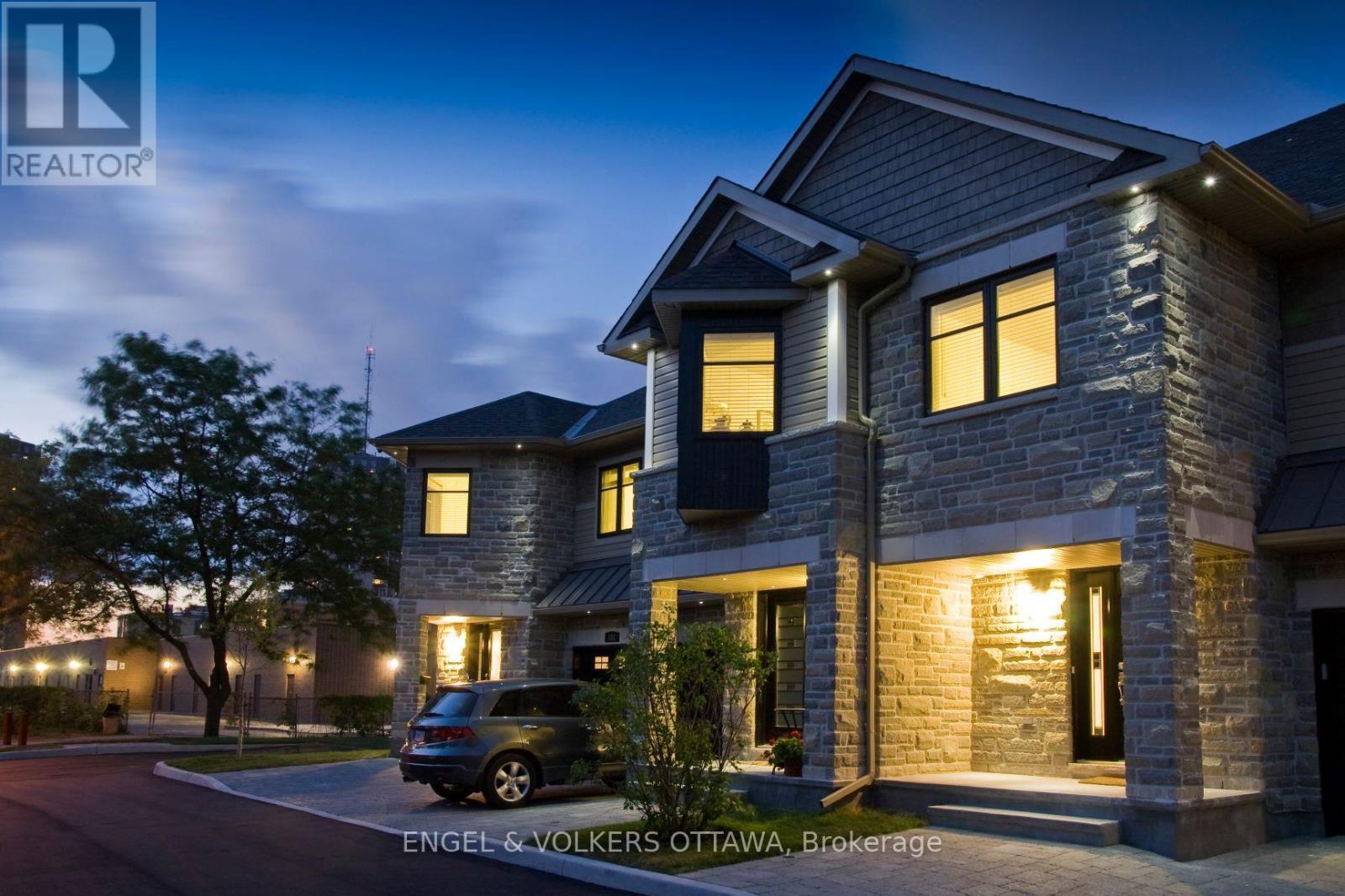 105 Montauk Pvt, Ottawa, ON