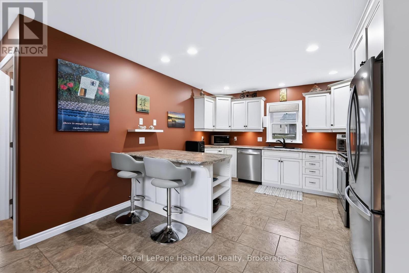 54 Trafalgar Street, Goderich (Goderich (Town)), ON