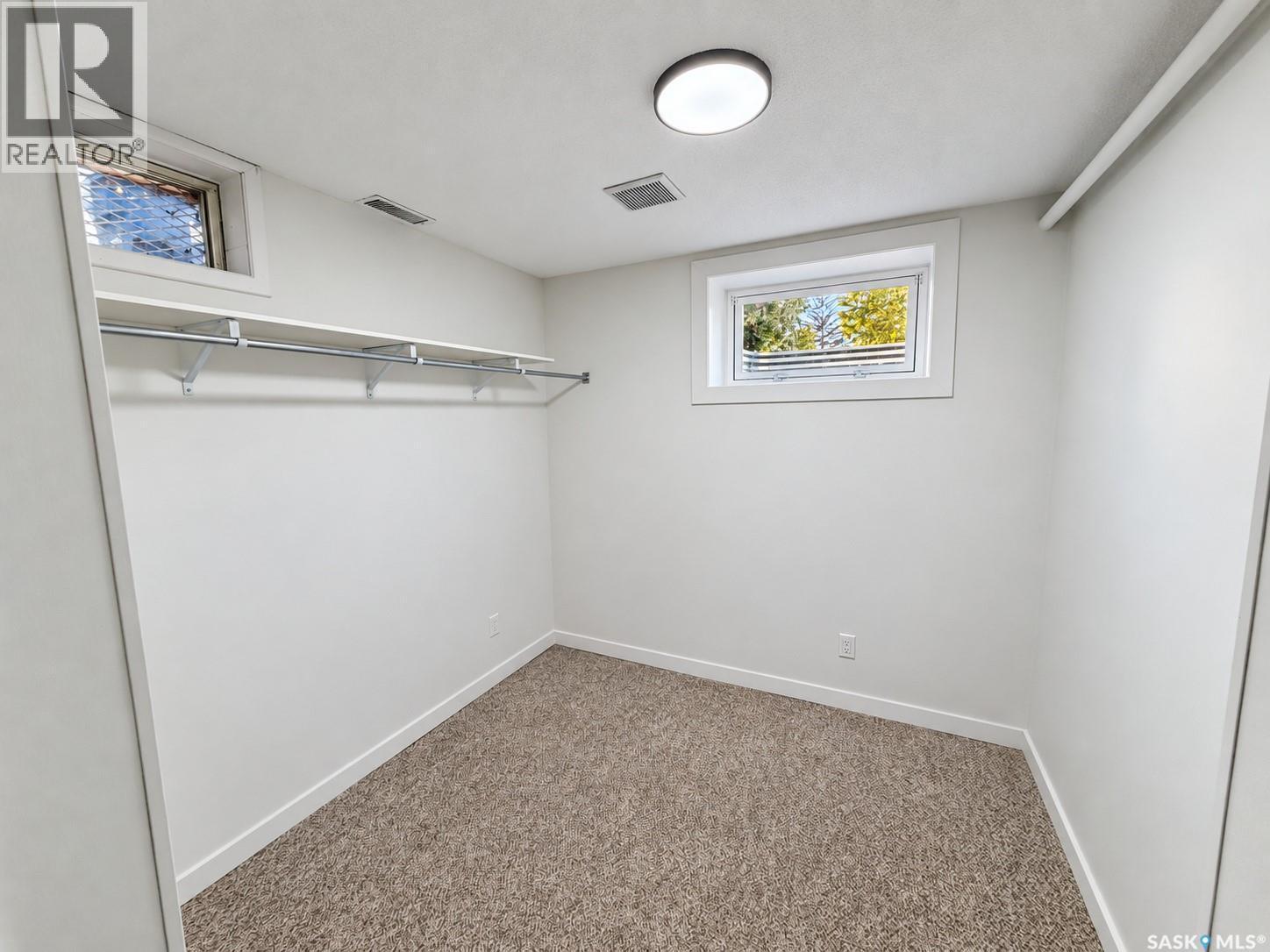 1535 Laura Avenue, Saskatoon, SK