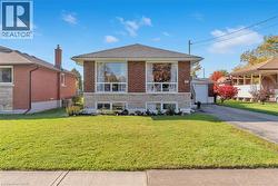 6861 HAGAR Avenue Niagara Falls, ON L2G 5M6