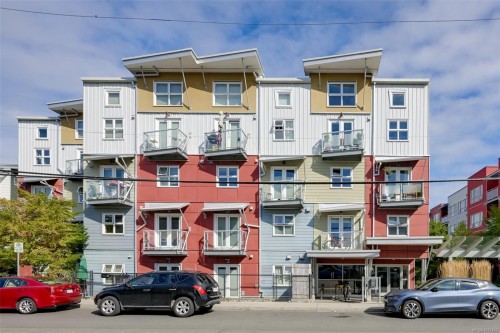 #203-787 Tyee Rd  Victoria, BC V9A 7R5