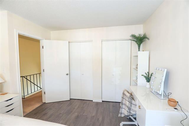 407 Regent Ave, Winnipeg, MB