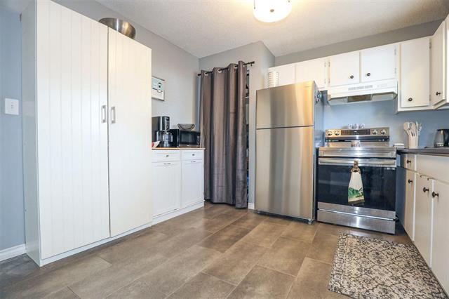 407 Regent Ave, Winnipeg, MB