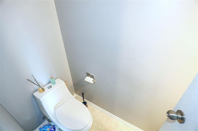 407 Regent Ave, Winnipeg, MB