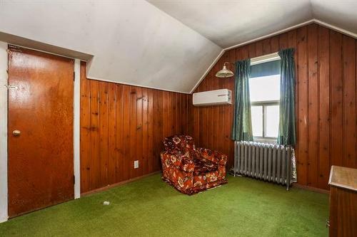 47 Silvia St, Winnipeg, MB 