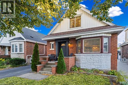 202 Huxley Avenue S, Hamilton, ON 