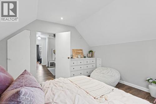 202 Huxley Avenue S, Hamilton, ON 