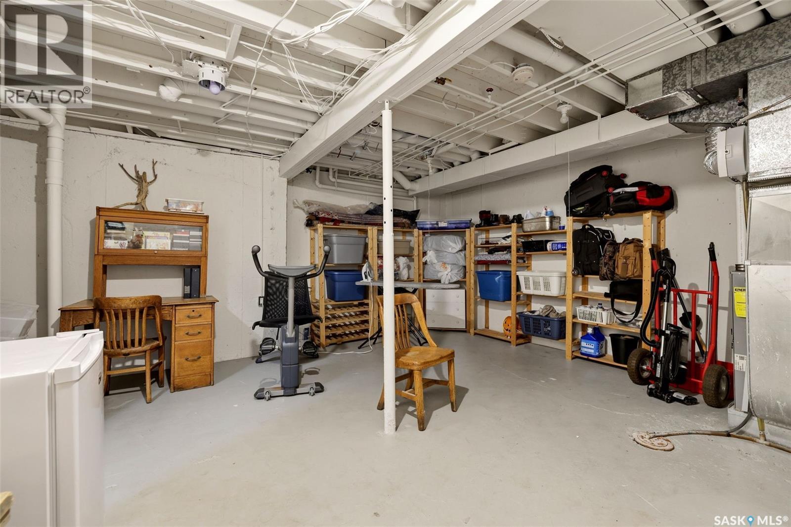 152 Plainsview Drive, Regina, SK