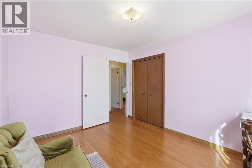 32 San Fernando Drive, Hamilton, ON