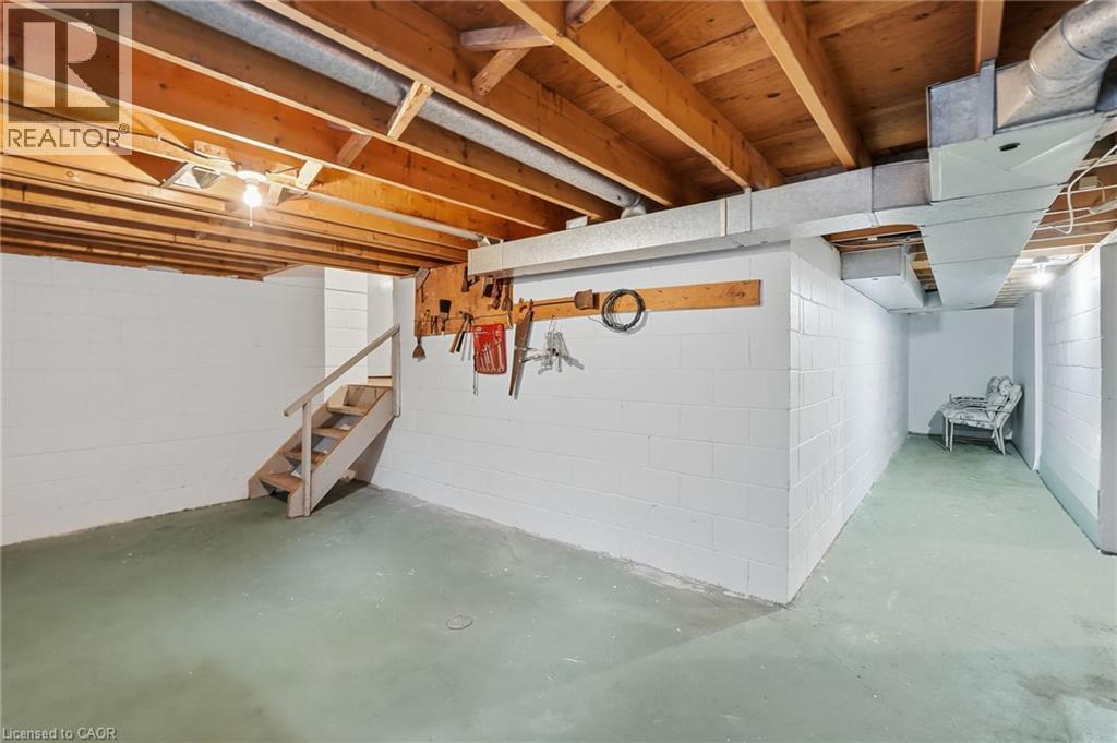 32 San Fernando Drive, Hamilton, ON