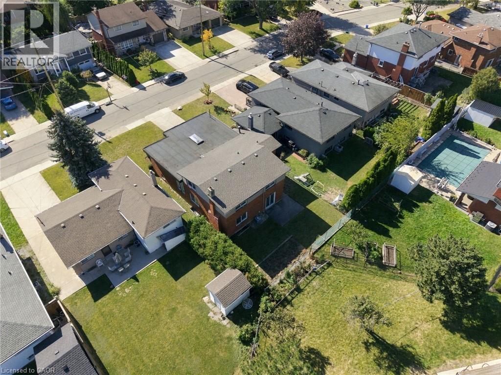 32 San Fernando Drive, Hamilton, ON