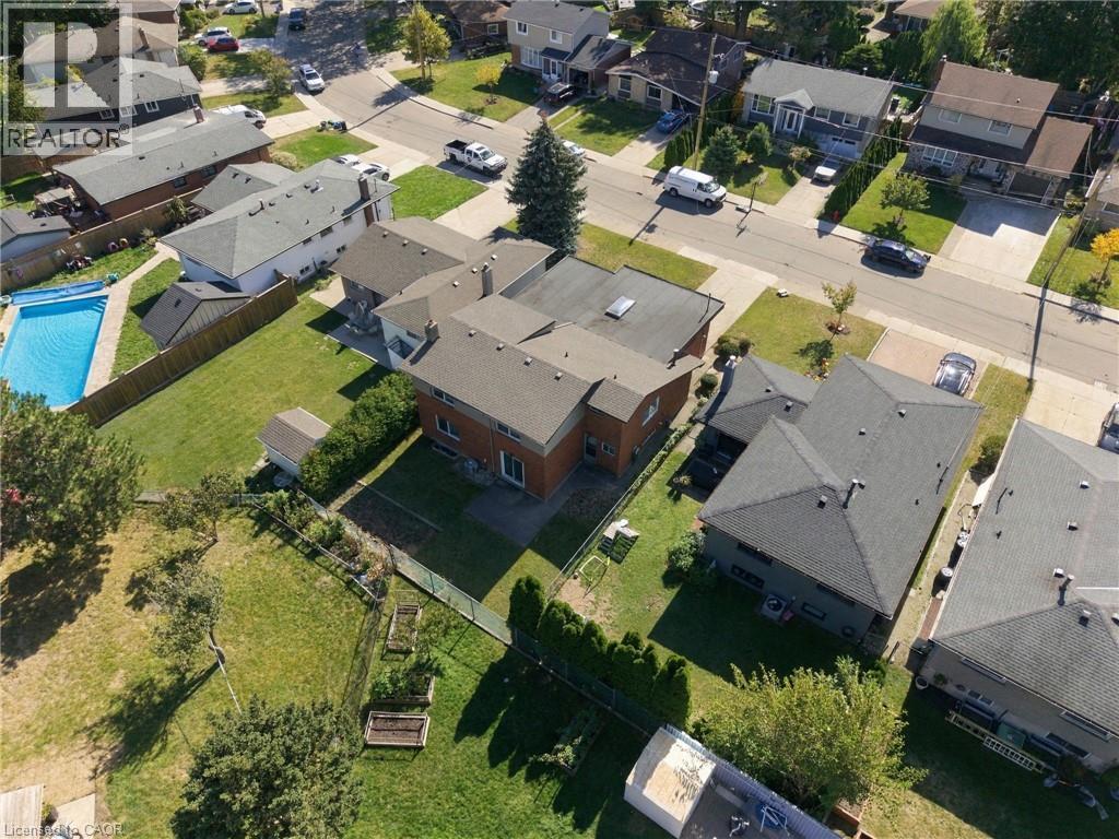 32 San Fernando Drive, Hamilton, ON