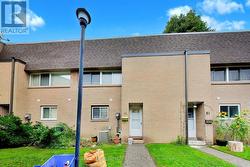 62 - 1235 RADOM STREET Pickering, ON L1W 1J3