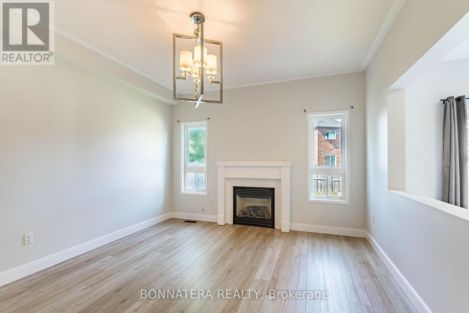 4297 Guildwood Way, Mississauga, ON