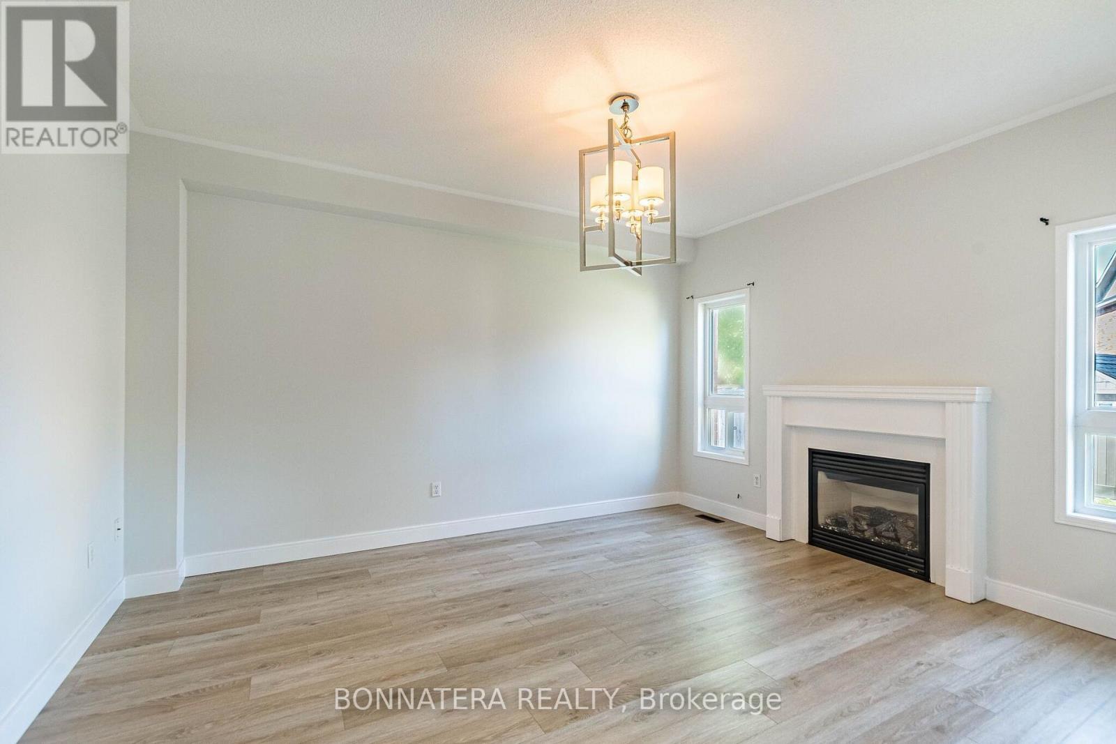 4297 Guildwood Way, Mississauga, ON