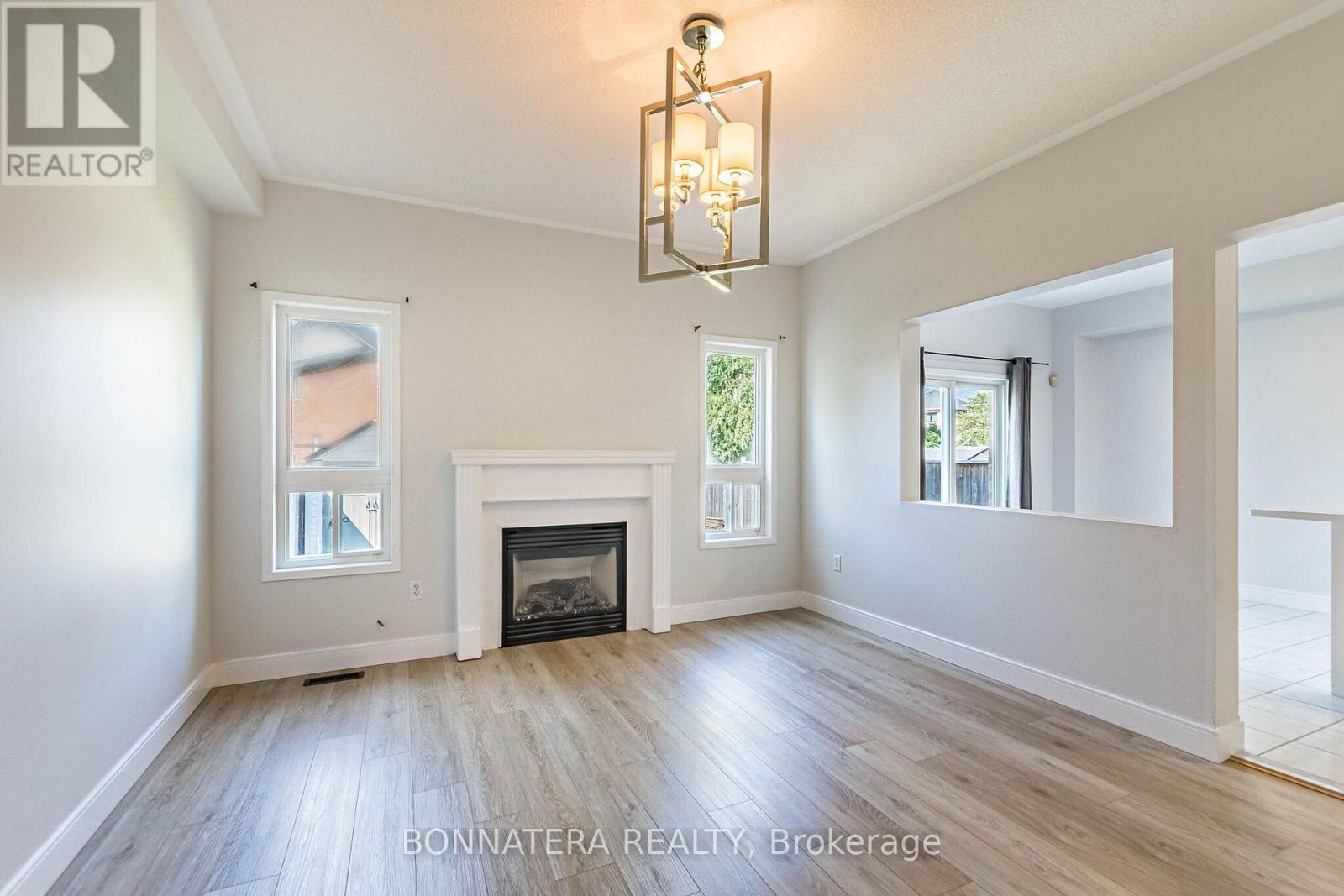 4297 Guildwood Way, Mississauga, ON