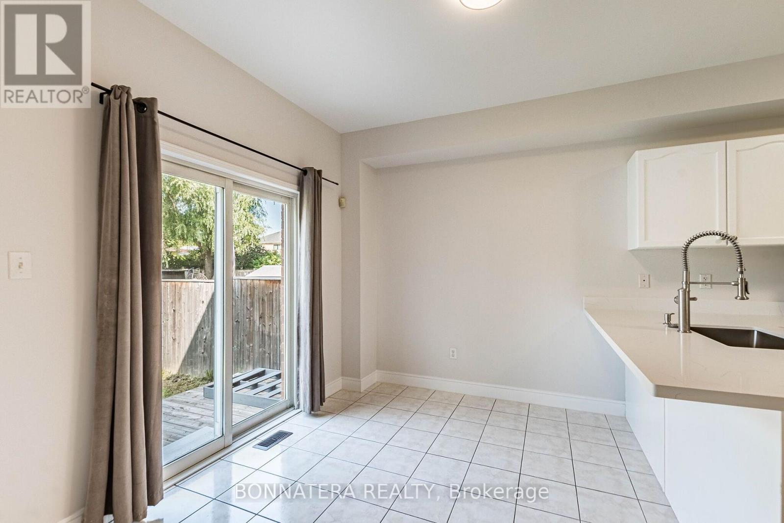 4297 Guildwood Way, Mississauga, ON