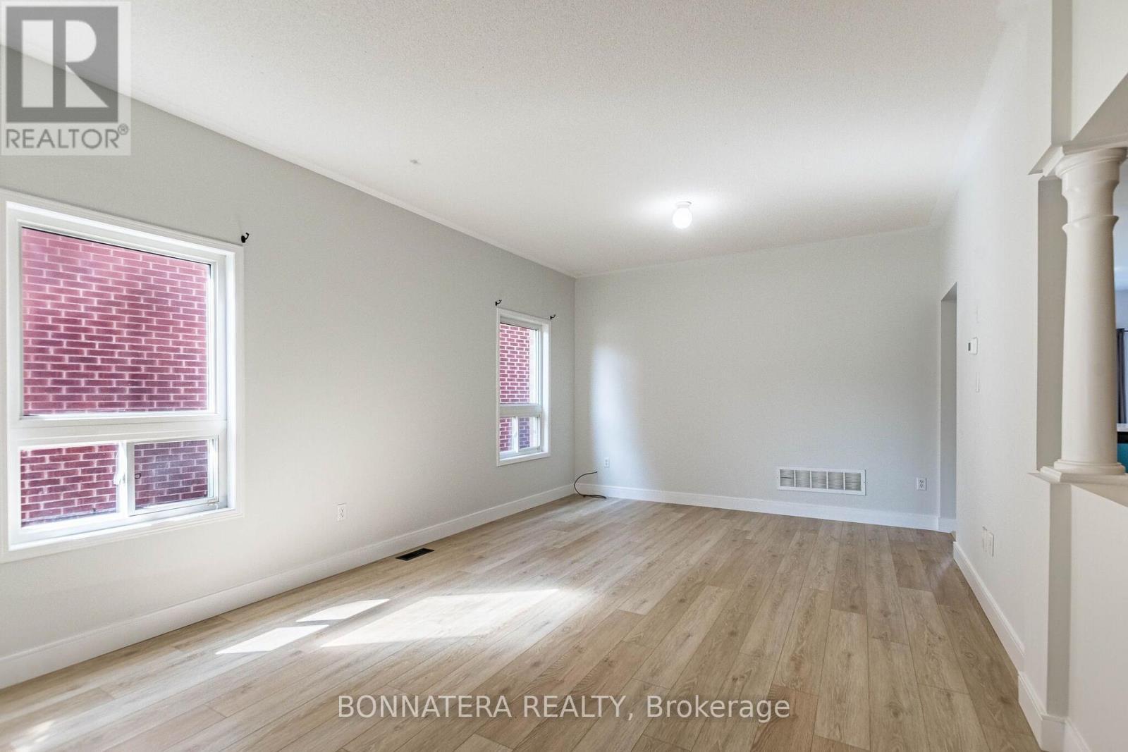 4297 Guildwood Way, Mississauga, ON