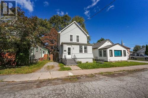 4919 HURON STREET  Niagara Falls, ON L2E 2J4